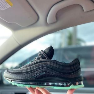 Meet your Posher, Ian